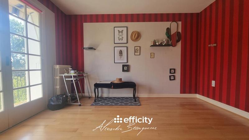 Pavillon - 184 m² - 6 pièces