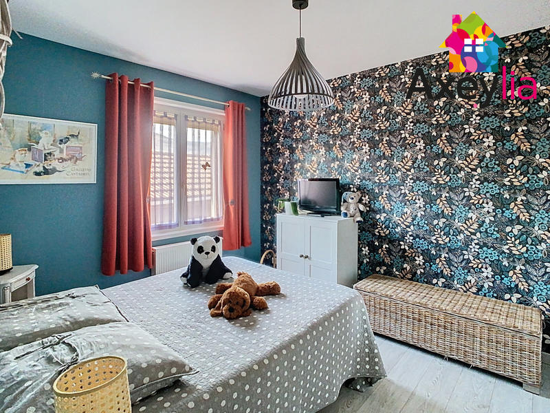 Maison - 159 m² - 7 pièces