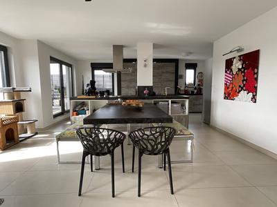 Appartement - 138 m² - 5 pièces