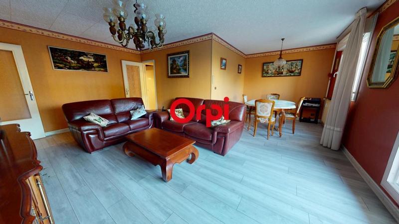 Appartement - 82 m² - 4 pièces