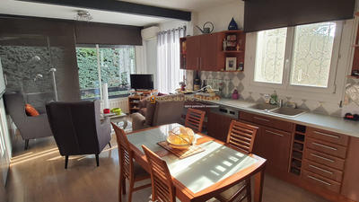 Villa - 190 m² - 6 pièces