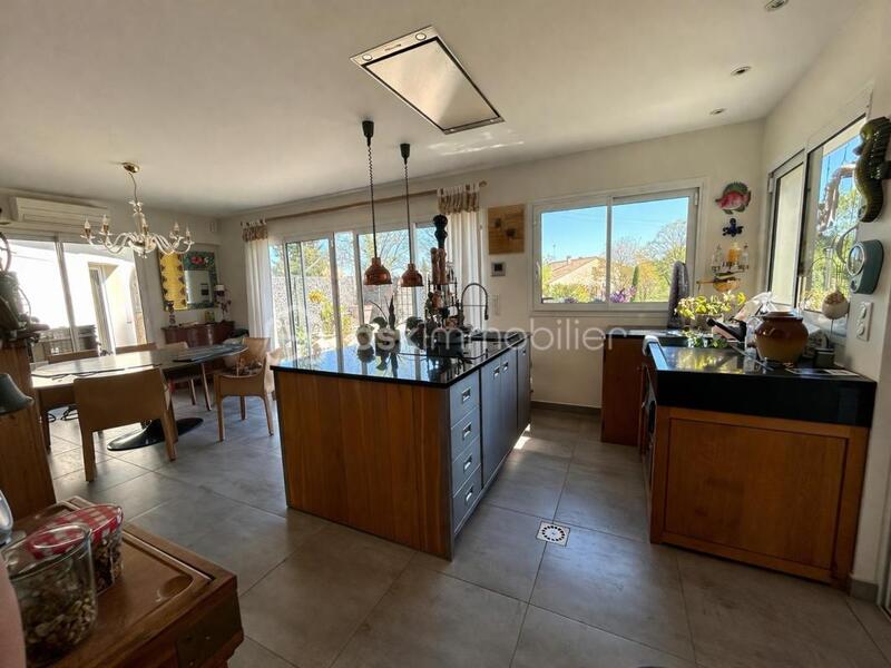 Maison - 163 m² - 5 pièces