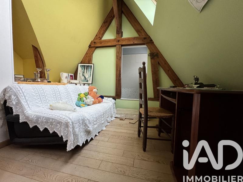 Maison - 241 m² - 10 pièces