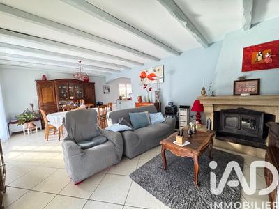 Maison - 90 m² - 4 pièces