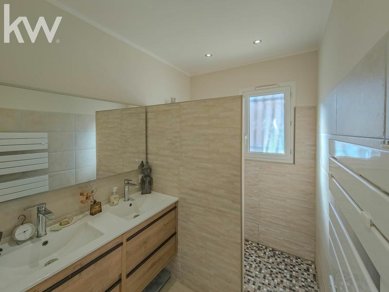 Maison - 126 m² - 5 pièces