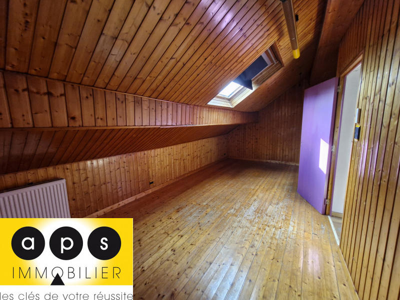 Maison - 90 m² - 4 pièces