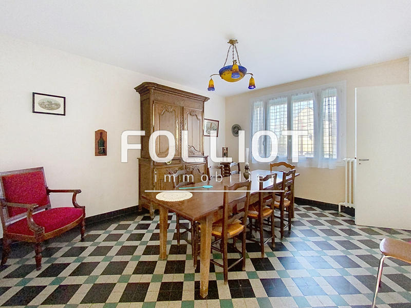 Maison - 105 m² - 6 pièces