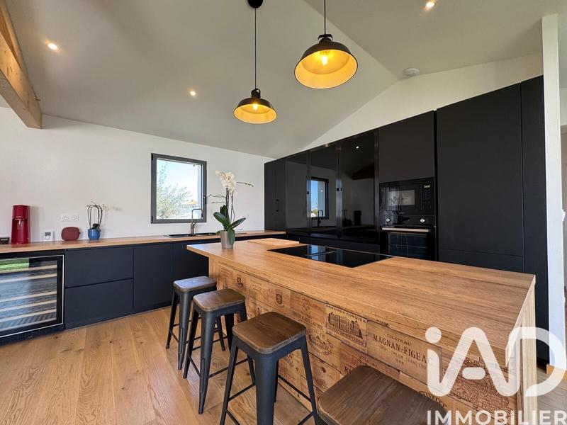 Maison - 164 m² - 6 pièces