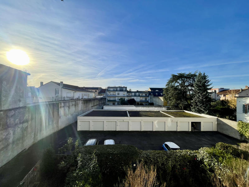 Appartement - 60 m² - 2 pièces