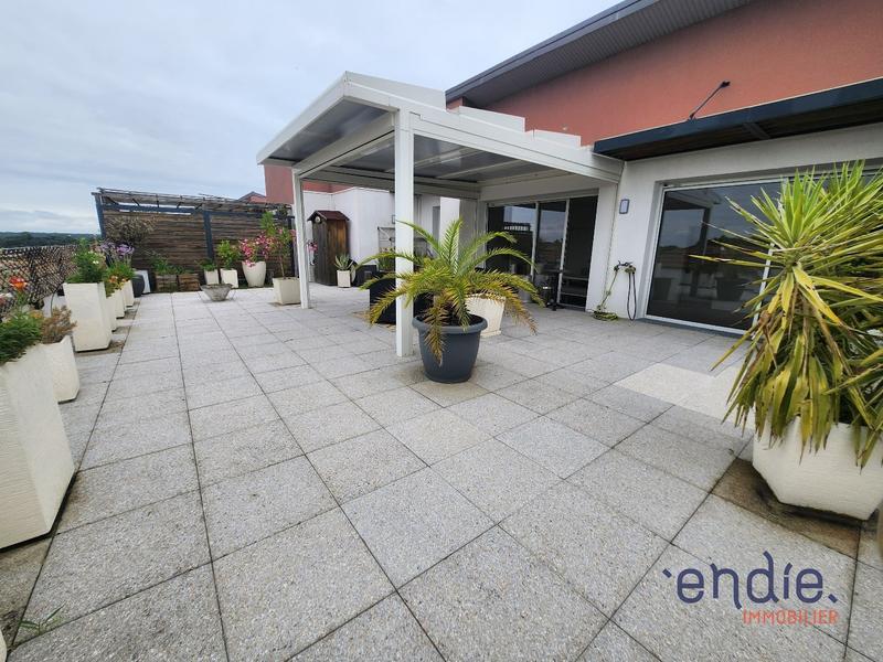 Appartement - 91 m² - 3 pièces