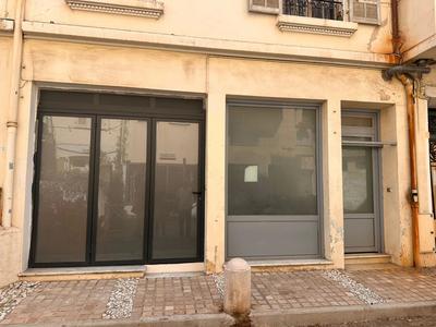 Local commercial - 38 m² - 2 pièces