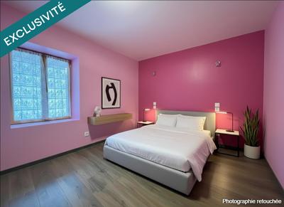 Local commercial - 222 m² - 7 pièces