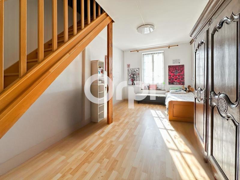 Maison - 122 m² - 5 pièces