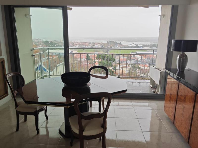 Appartement - 77 m² - 4 pièces