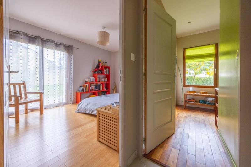 Maison - 208 m² - 8 pièces