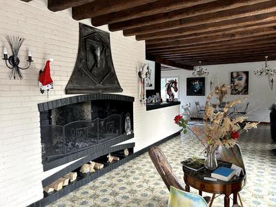 Maison - 180 m² - 6 pièces