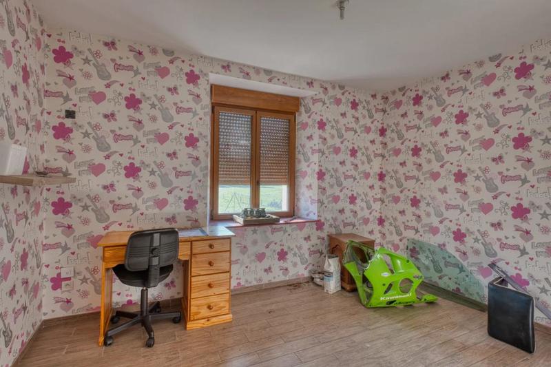 Maison - 270 m² - 9 pièces