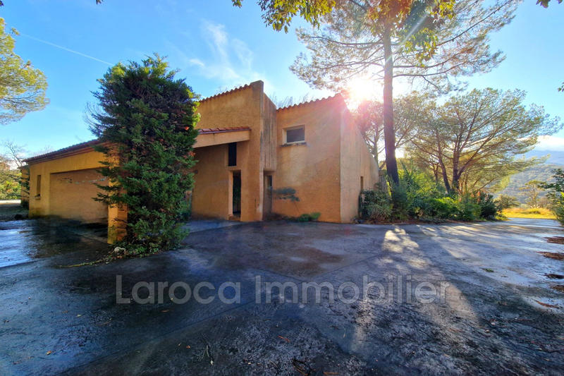 Villa - 175 m² - 7 pièces