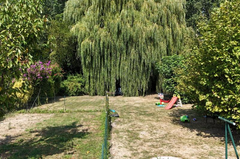 Maison - 210 m² - 10 pièces