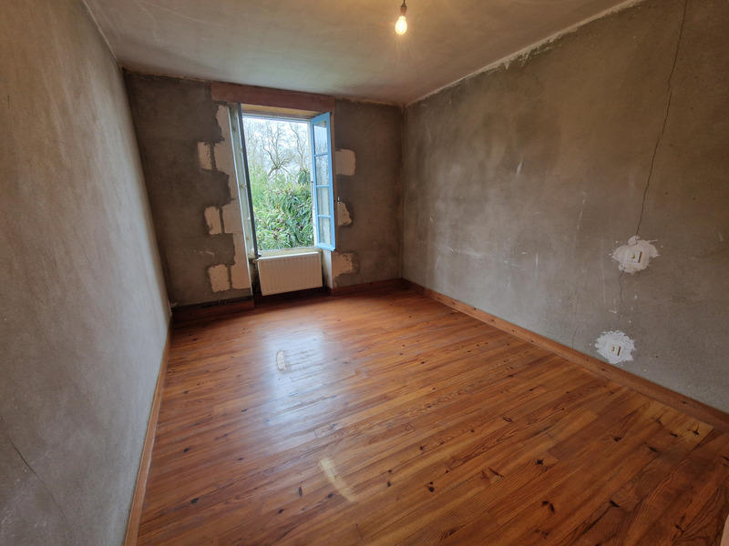 Maison - 95 m² - 4 pièces