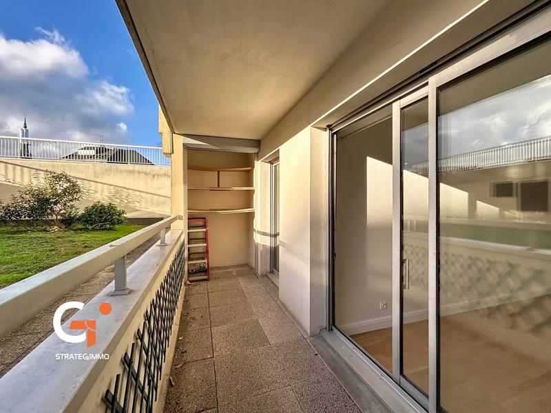 Appartement - 105 m² - 5 pièces