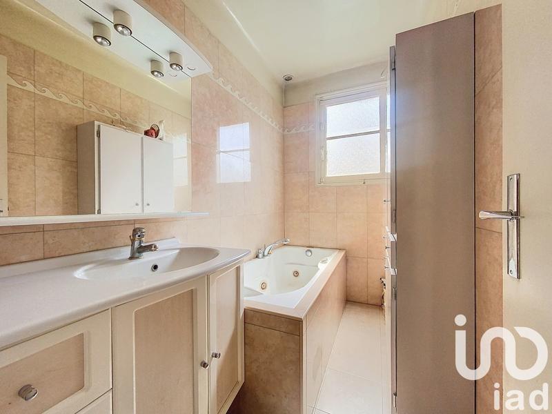 Maison - 104 m² - 5 pièces