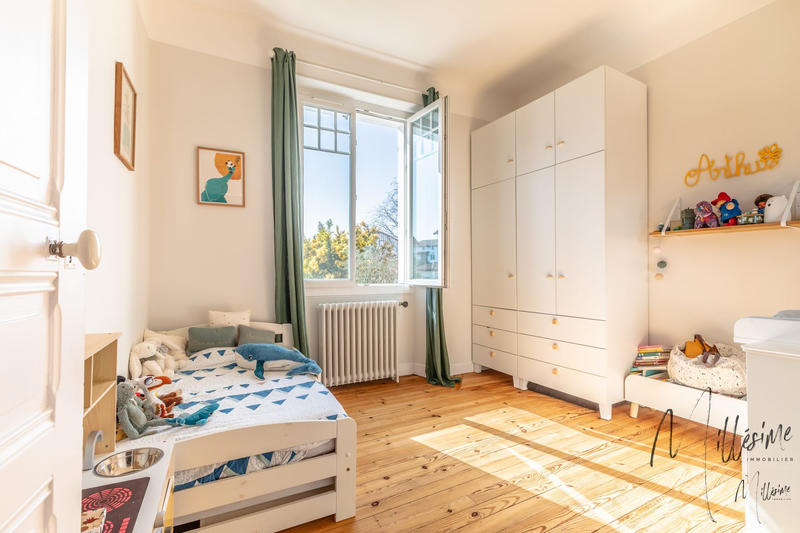 Maison - 171 m² - 7 pièces