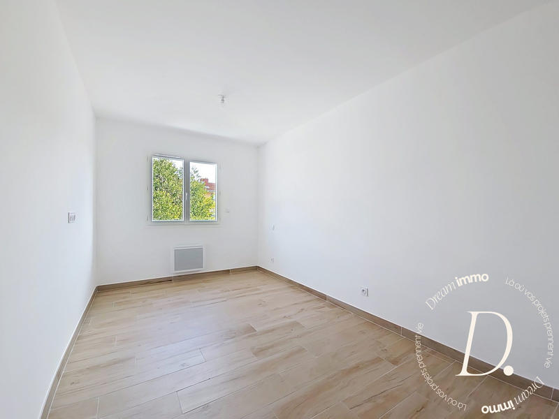 Villa - 90 m² - 4 pièces