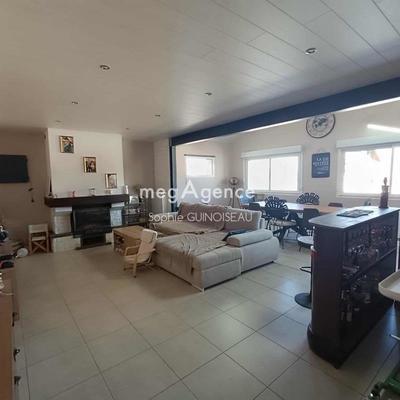 Maison - 120 m² - 6 pièces