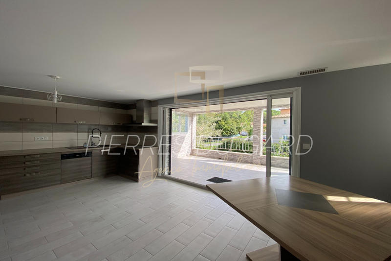 Maison contemporaine - 166 m² - 7 pièces