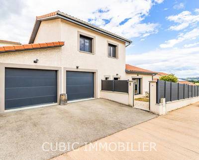 Maison - 127 m² - 4 pièces