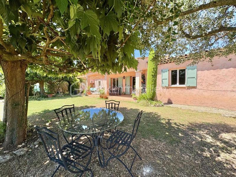 Maison traditionnelle - 120 m² - 4 pièces