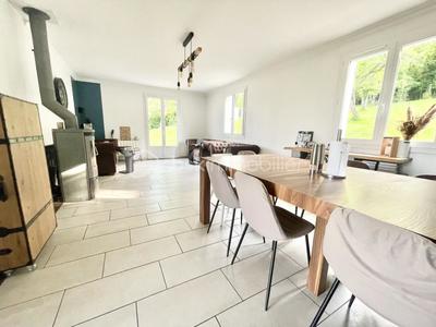 Maison - 170 m² - 6 pièces