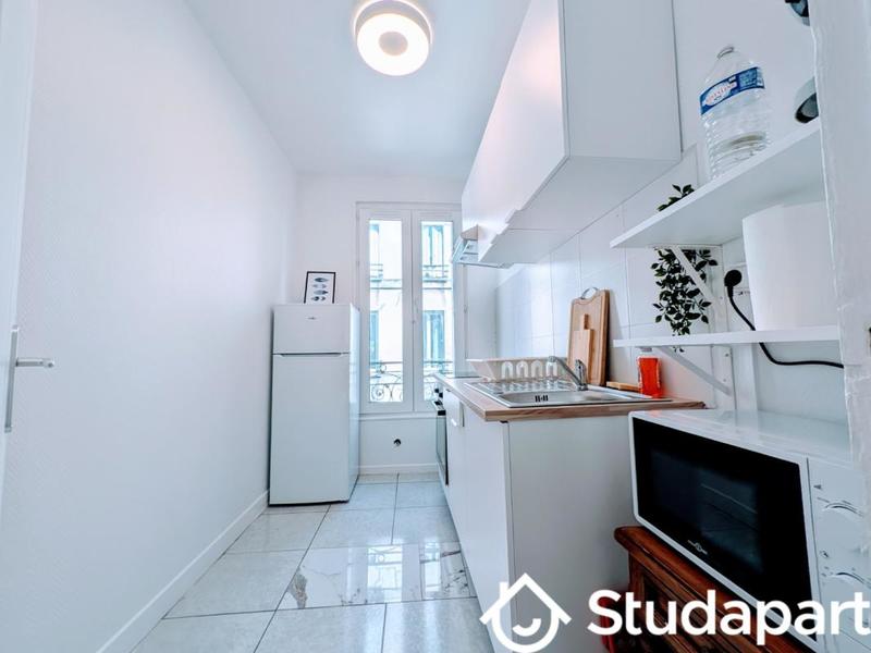 Chambre - 10 m² - 1 pièce