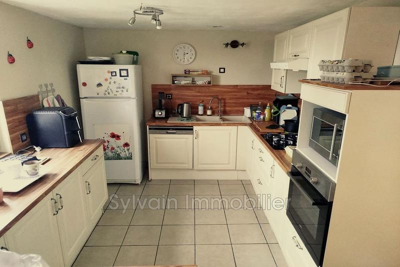 Maison - 94 m² - 6 pièces