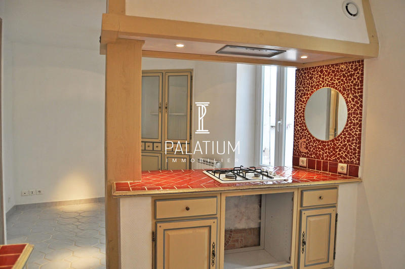 Appartement - 90 m² - 4 pièces