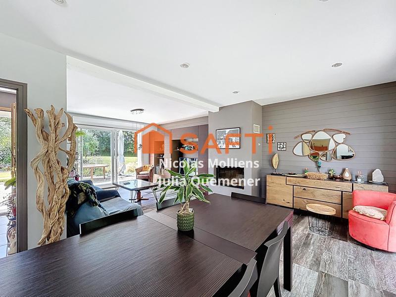 Maison - 156 m² - 8 pièces