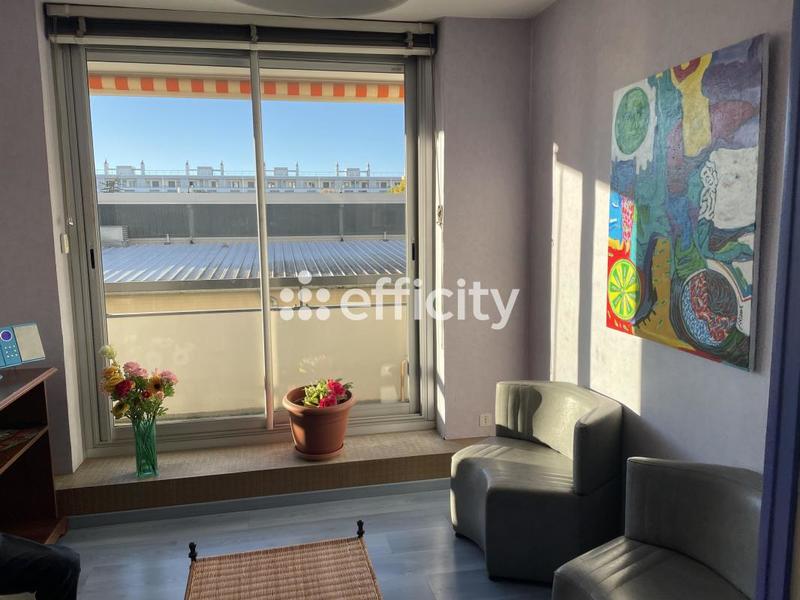 Appartement ancien - 72 m² - 4 pièces