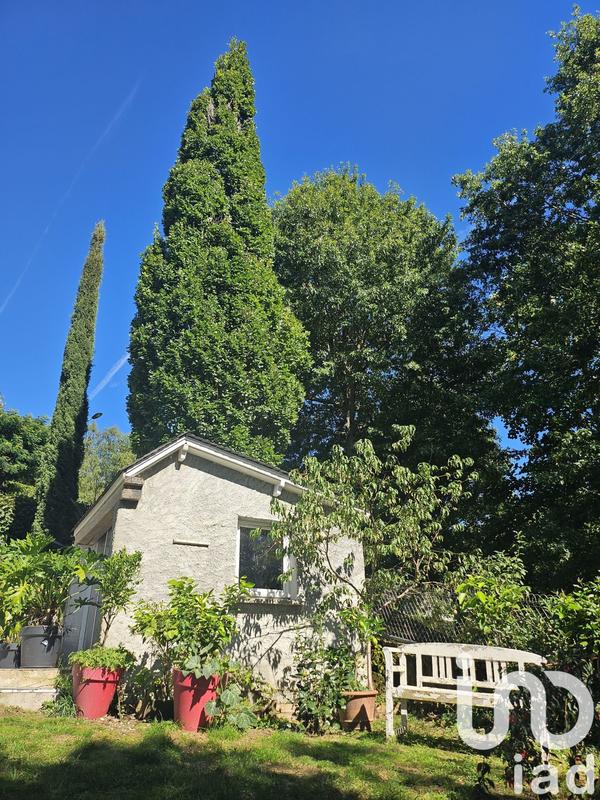 Maison - 214 m² - 6 pièces