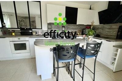 Maison - 107 m² - 5 pièces