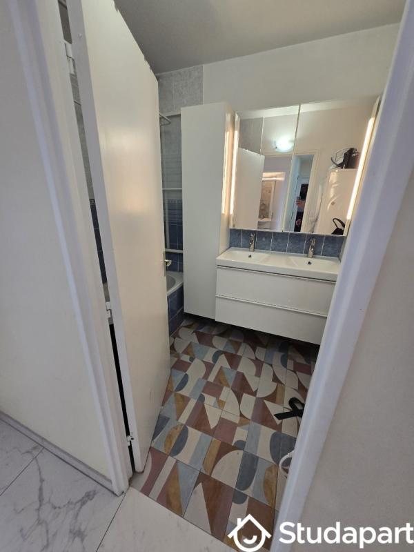 Chambre - 12 m² - 1 pièce