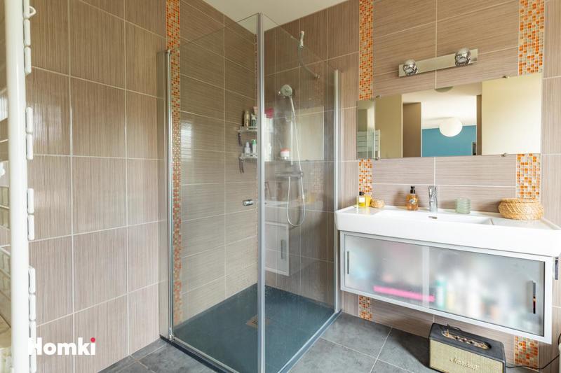 Maison - 192 m² - 5 pièces