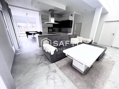 Maison - 112 m² - 4 pièces