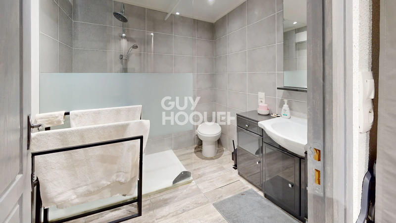 Maison - 140 m² - 6 pièces