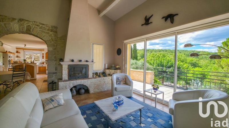 Maison - 160 m² - 8 pièces