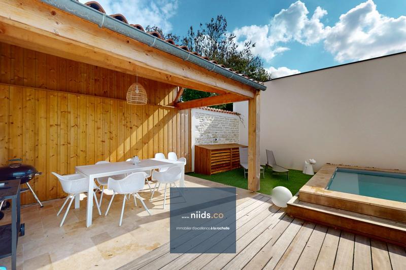 Maison - 189 m² - 5 pièces