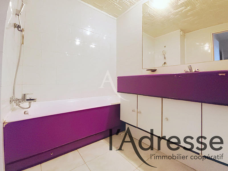 Appartement - 77 m² - 3 pièces