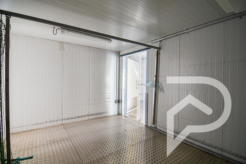 Local commercial - 300 m²