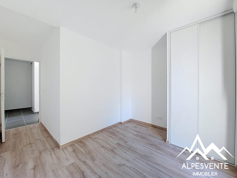 Appartement - 77 m² - 4 pièces