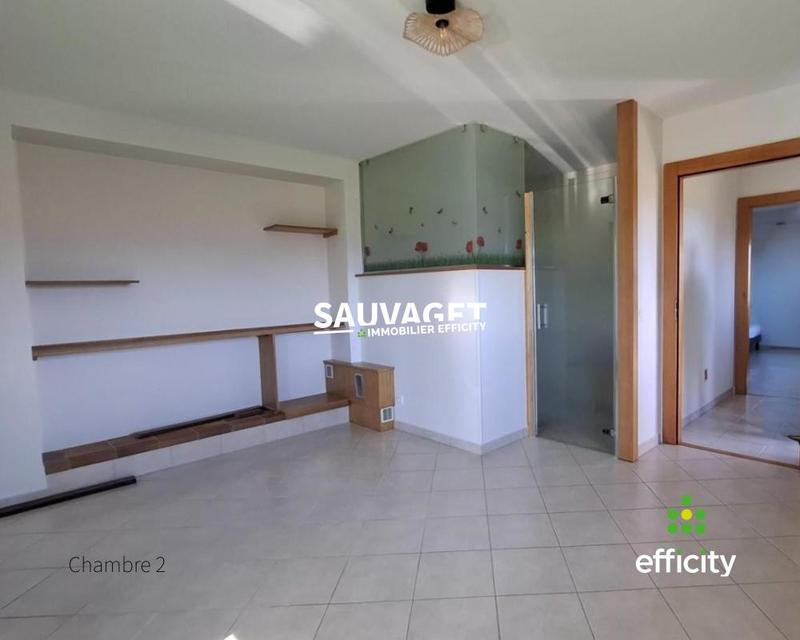 Appartement - 99 m² - 3 pièces